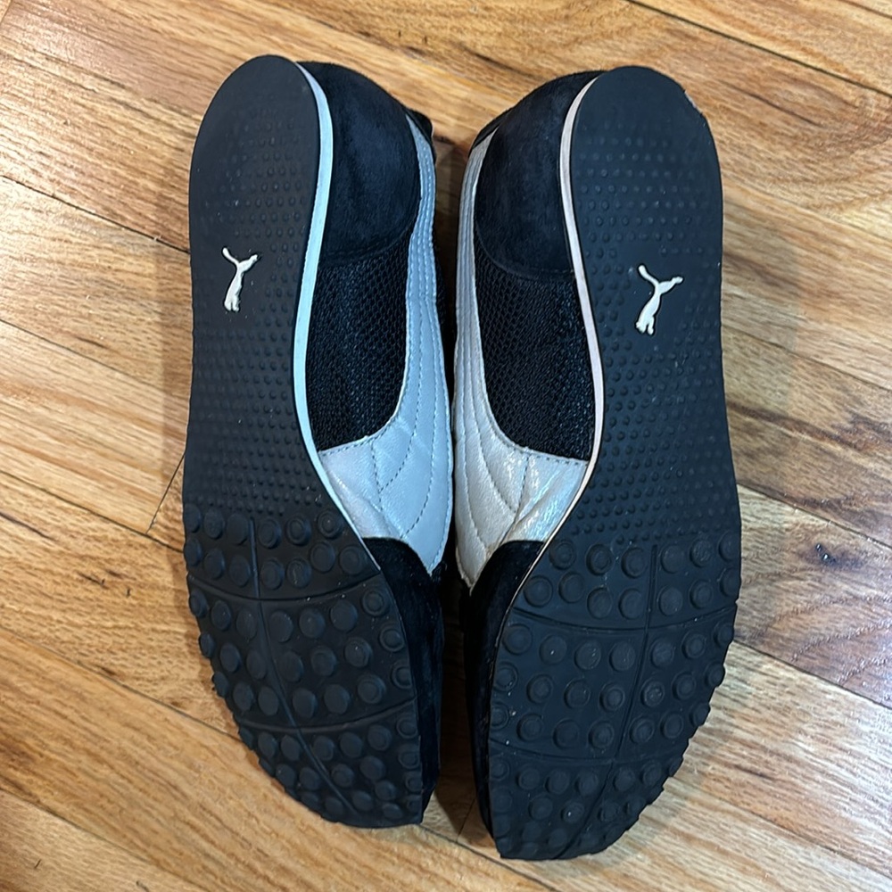 Vintage PUMA Slip On Sneakers Black and Silver - Picture 11 of 13